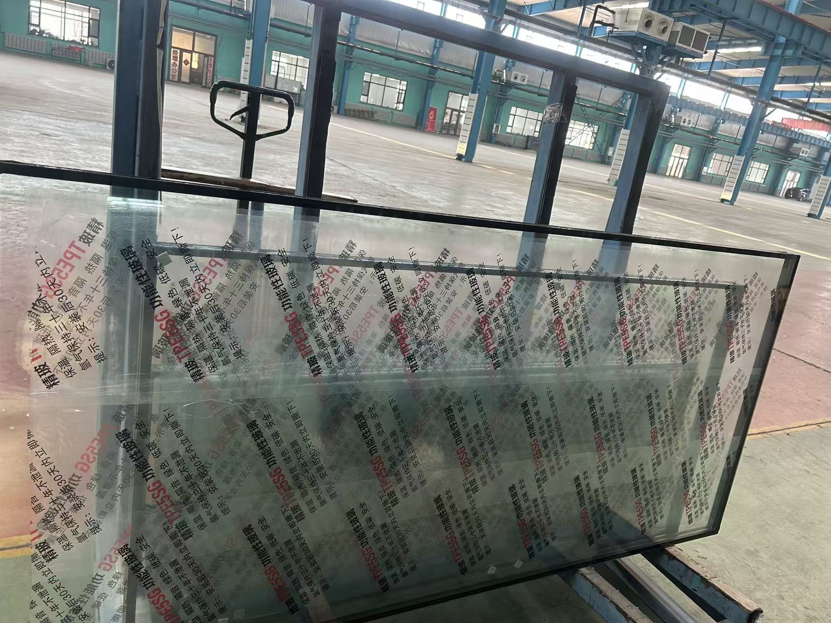 济源市玻璃源头工厂隔热玻璃 - 方案